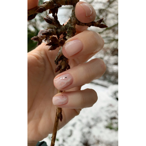 Rubber Base  White v kelímku. Výběr balení.